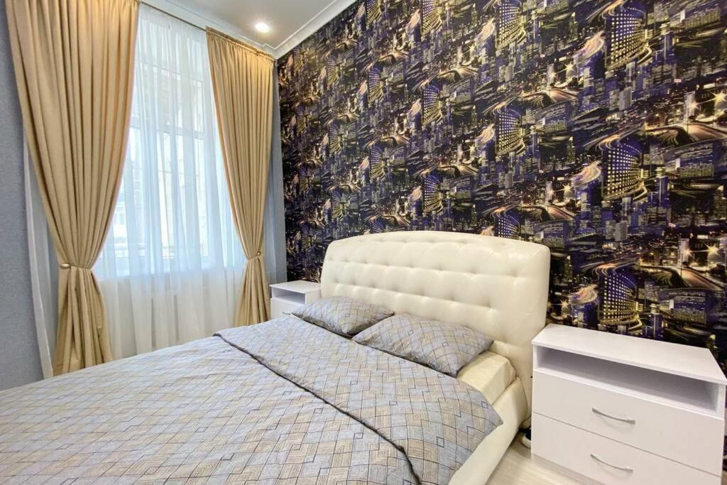 Comfortable Luxury Apartment With 3 Rooms. Center Heart Of Kiev Extérieur photo
