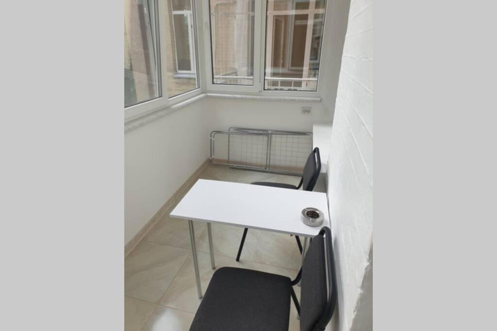Comfortable Luxury Apartment With 3 Rooms. Center Heart Of Kiev Extérieur photo