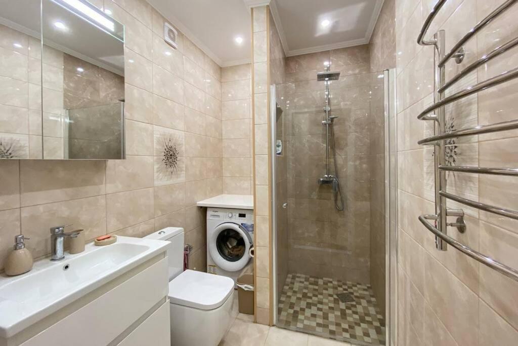 Comfortable Luxury Apartment With 3 Rooms. Center Heart Of Kiev Extérieur photo