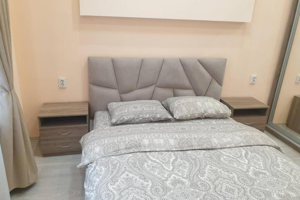 Comfortable Luxury Apartment With 3 Rooms. Center Heart Of Kiev Extérieur photo